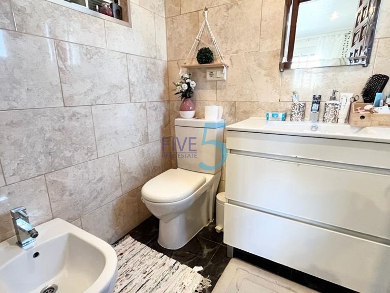 Villa for Sale in Alicante, Valencia 11