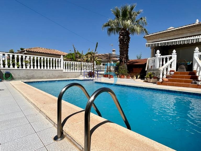 Villa for Sale in Alicante, Valencia 2