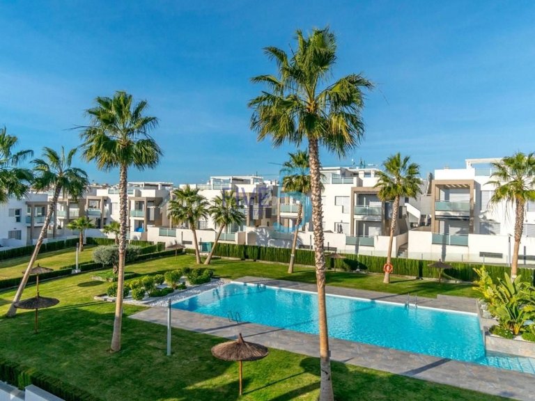 Apartment for Sale in Alicante, Valencia 1