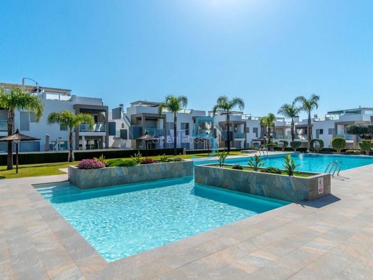 Apartment for Sale in Alicante, Valencia 2