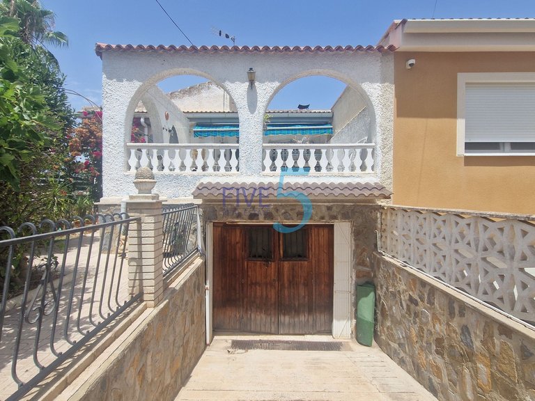 Villa for Sale in Alicante, Valencia 19