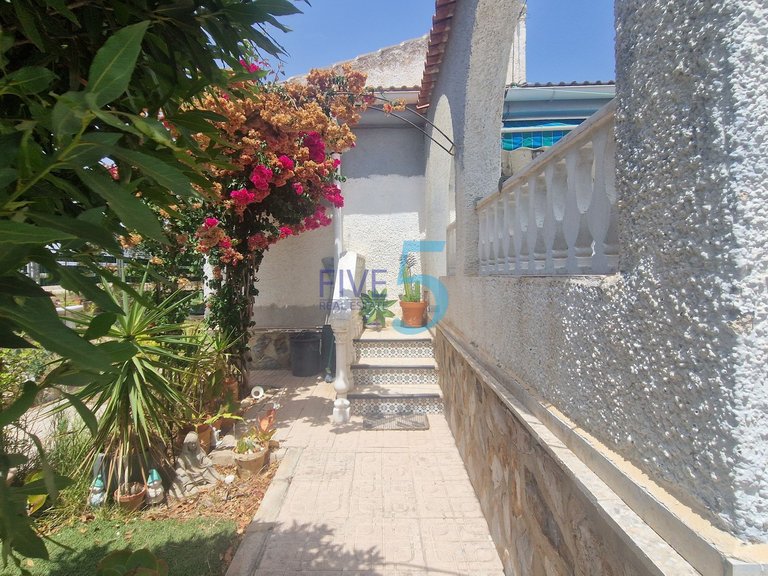 Villa for Sale in Alicante, Valencia 20