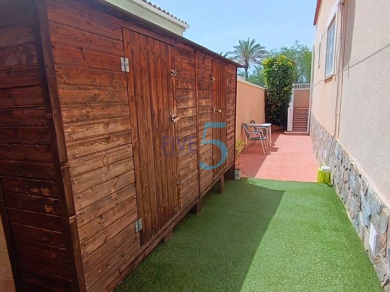 Villa for Sale in Alicante, Valencia 11