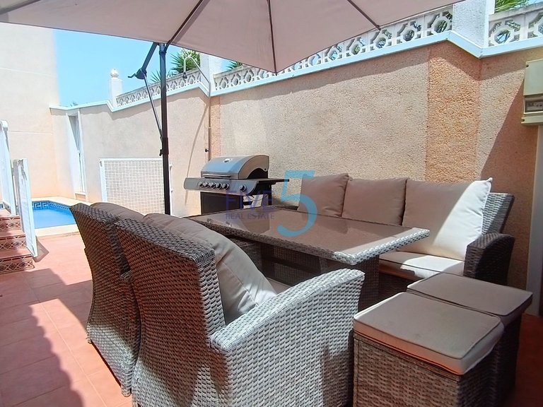 Villa for Sale in Alicante, Valencia 13