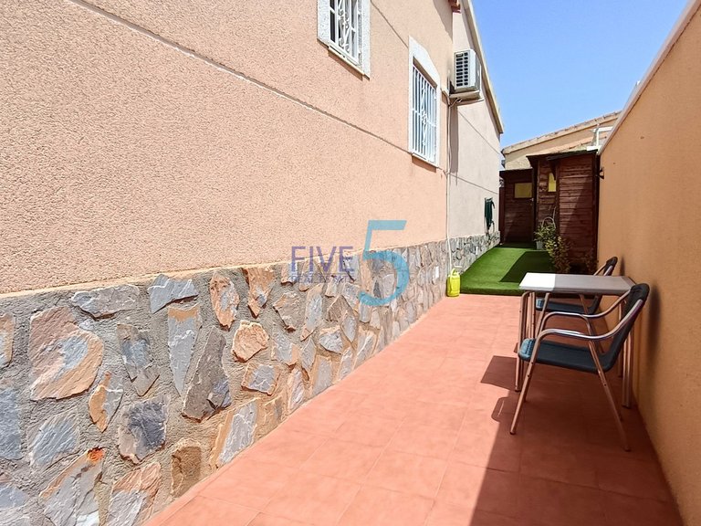 Villa for Sale in Alicante, Valencia 10