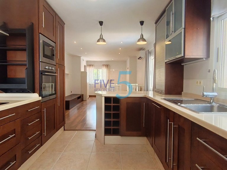 Villa for Sale in Alicante, Valencia 26