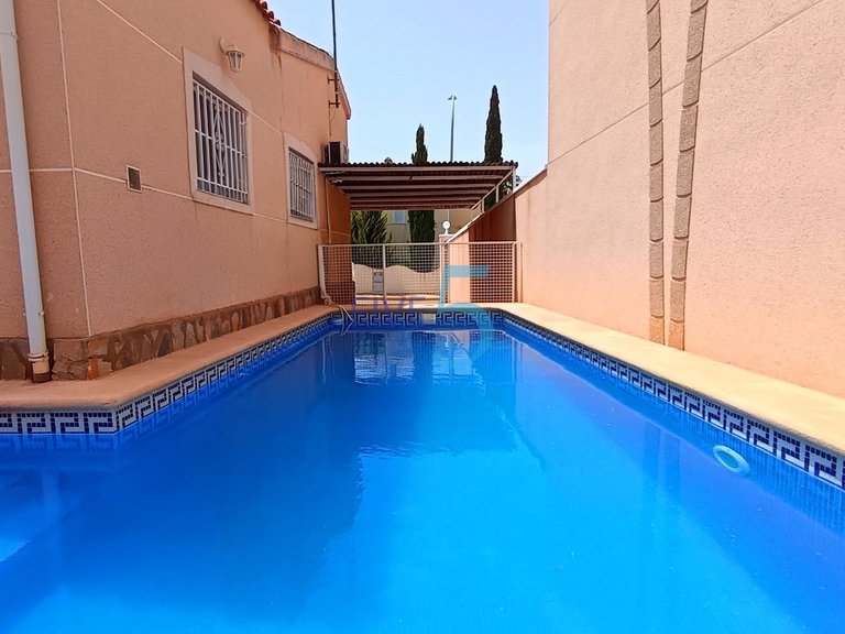 Villa for Sale in Alicante, Valencia 17