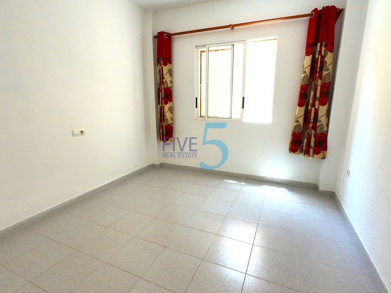 Apartment for Sale in Alicante, Valencia 18
