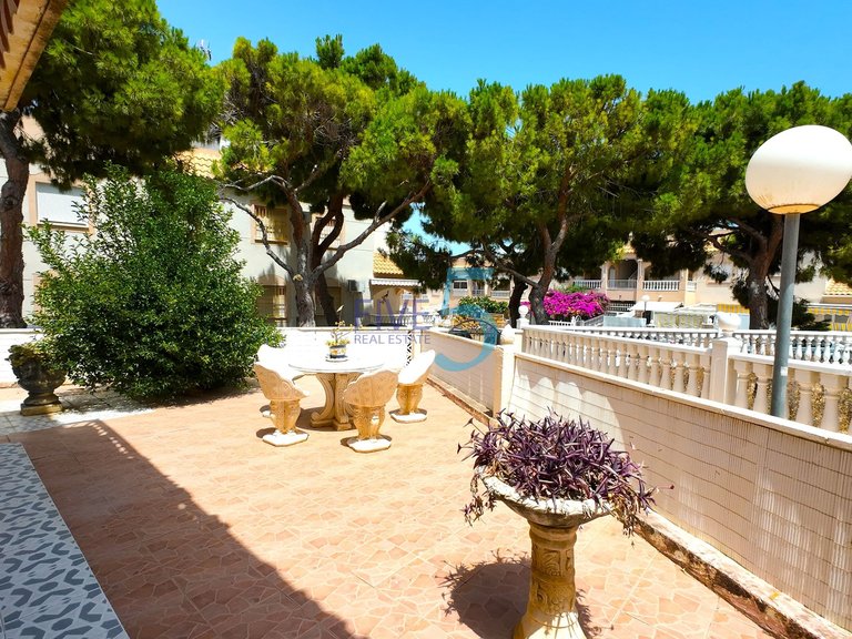 Apartment for Sale in Alicante, Valencia 1