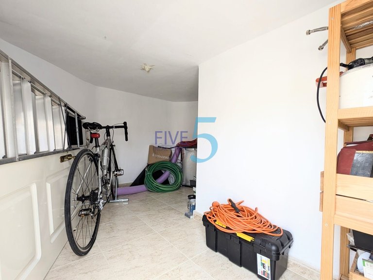 Villa for Sale in Alicante, Valencia 29