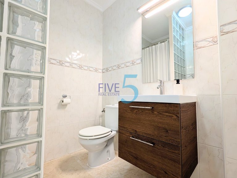 Villa for Sale in Alicante, Valencia 19