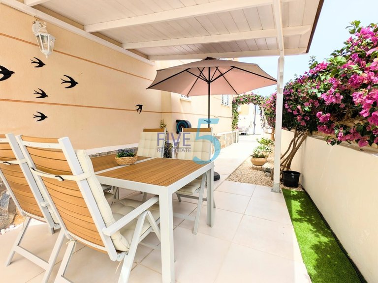 Villa for Sale in Alicante, Valencia 39