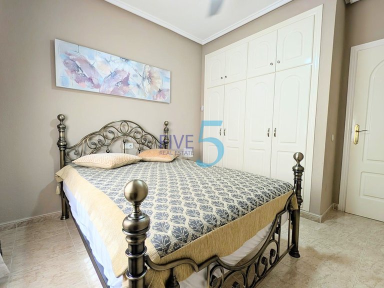 Villa for Sale in Alicante, Valencia 21