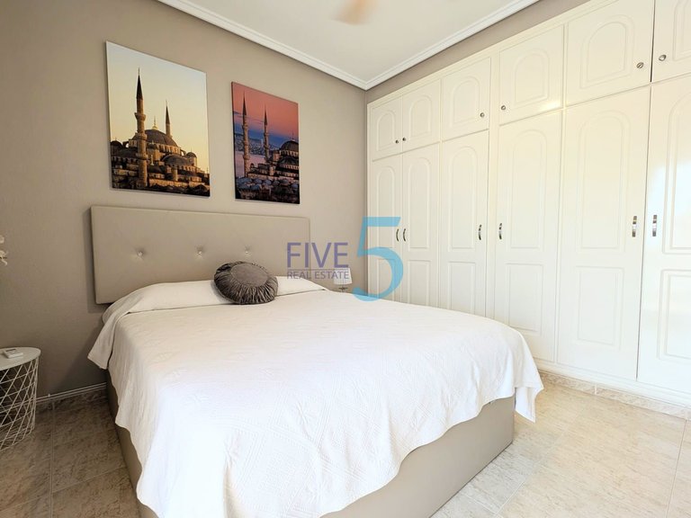 Villa for Sale in Alicante, Valencia 31