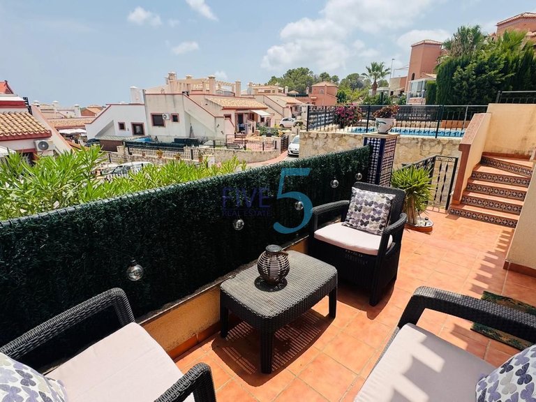 Villa for Sale in Alicante, Valencia 19