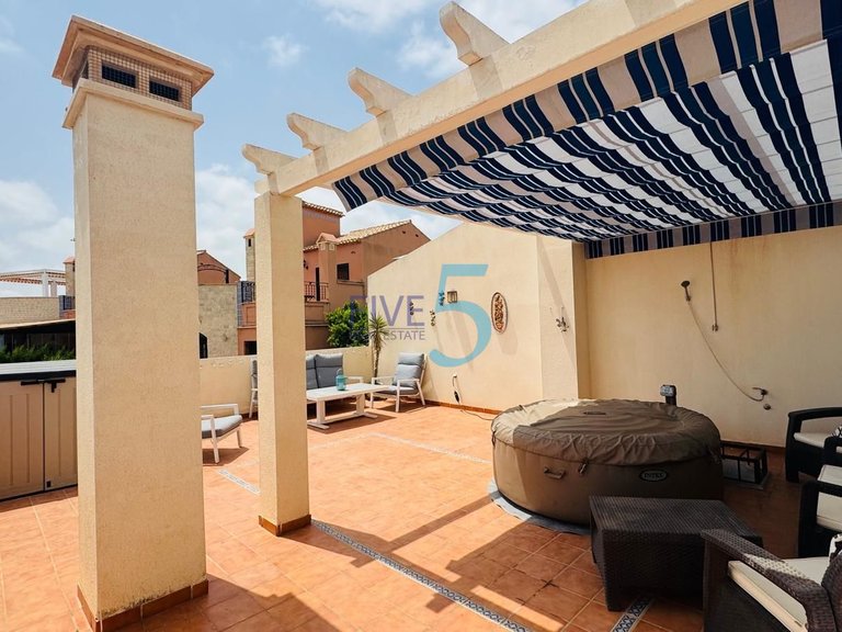 Villa for Sale in Alicante, Valencia 17