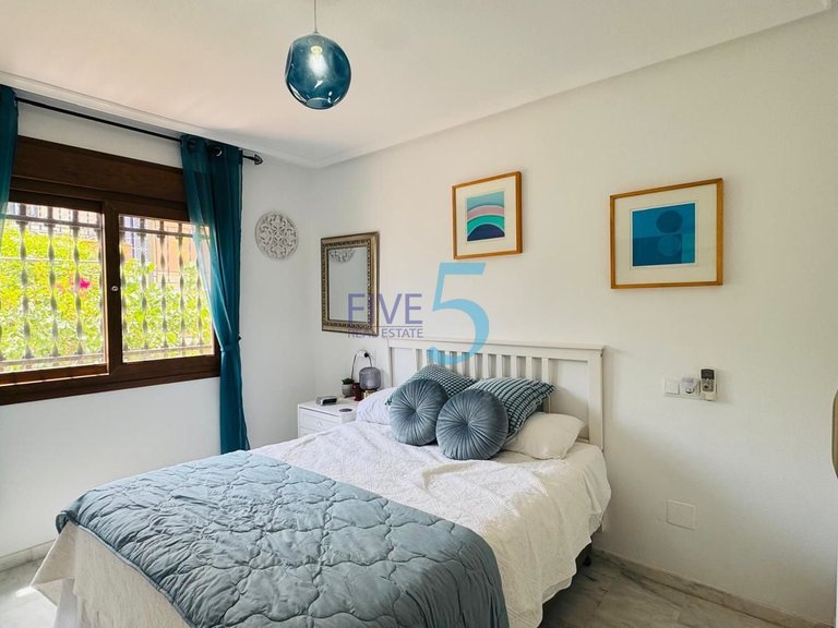 Villa for Sale in Alicante, Valencia 11