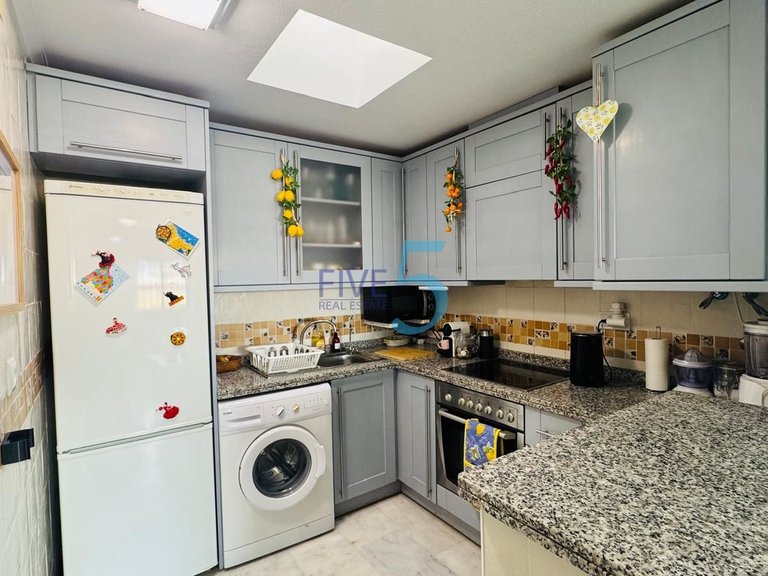 Villa for Sale in Alicante, Valencia 4
