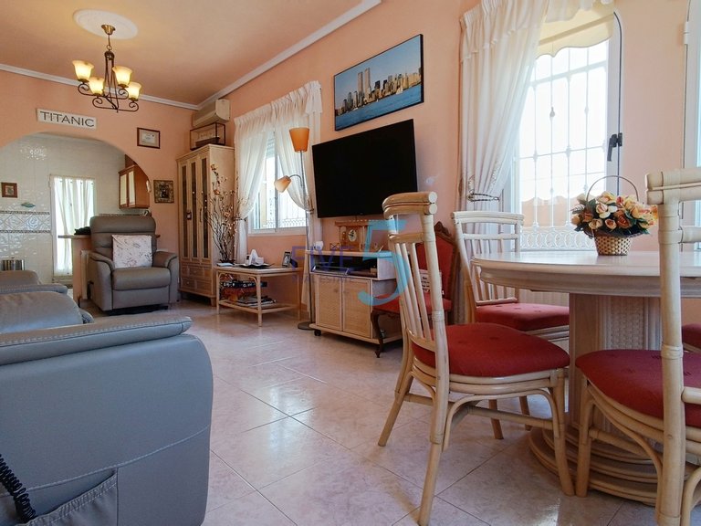 Villa for Sale in Alicante, Valencia 14