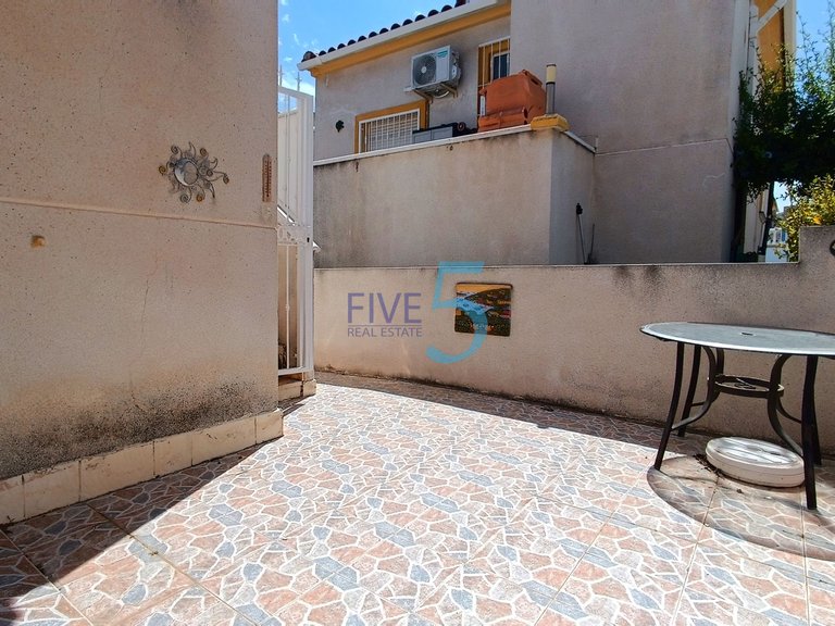 Villa for Sale in Alicante, Valencia 25