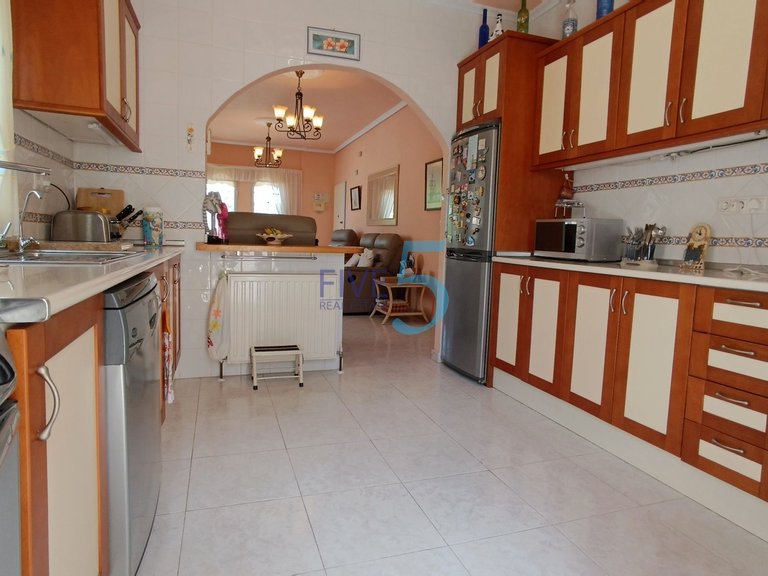 Villa for Sale in Alicante, Valencia 19