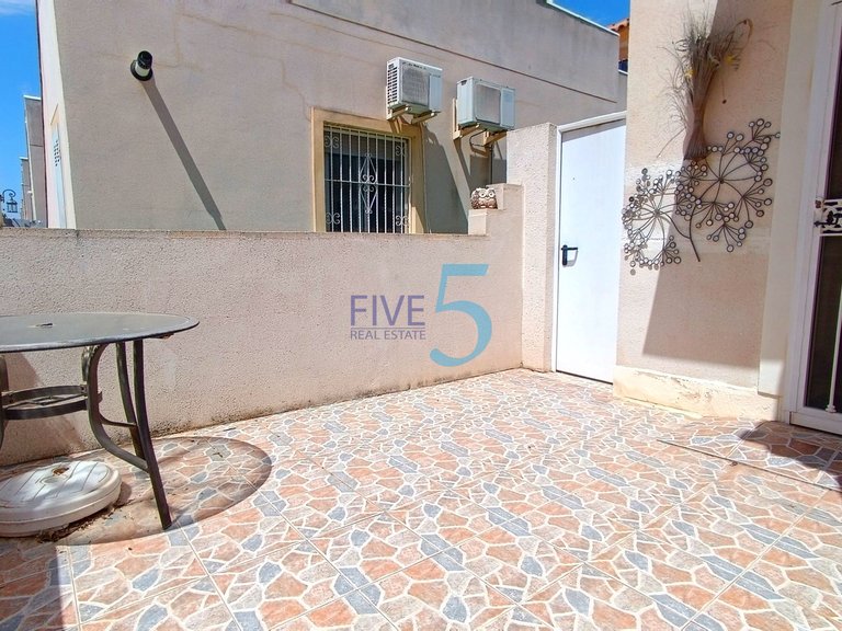 Villa for Sale in Alicante, Valencia 26