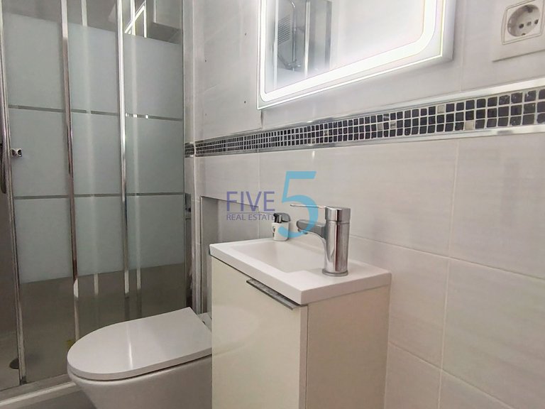 Villa for Sale in Alicante, Valencia 26