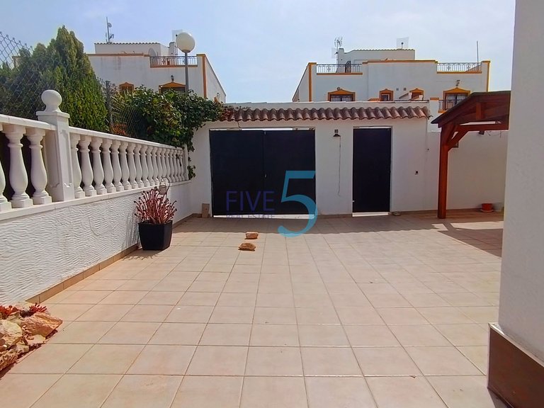 Villa for Sale in Alicante, Valencia 13