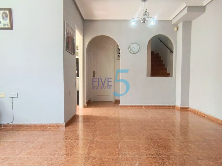 Villa for Sale in Alicante, Valencia 18