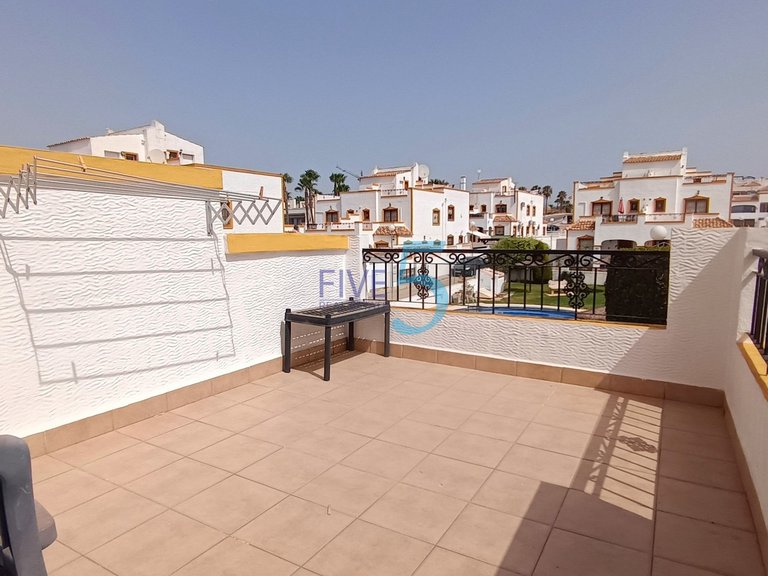 Villa for Sale in Alicante, Valencia 30