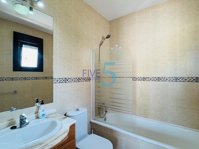 Villa for Sale in Alicante, Valencia 22