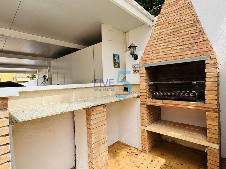 Villa for Sale in Alicante, Valencia 26