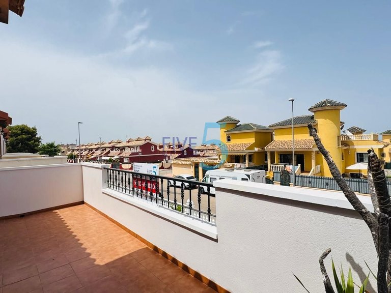 Villa for Sale in Alicante, Valencia 19