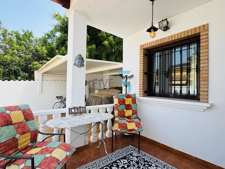 Villa for Sale in Alicante, Valencia 3