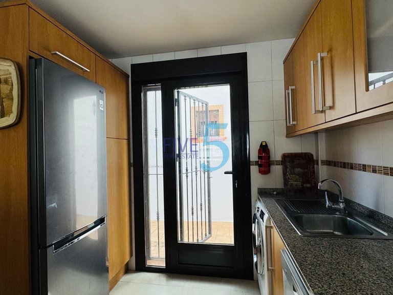 Villa for Sale in Alicante, Valencia 7