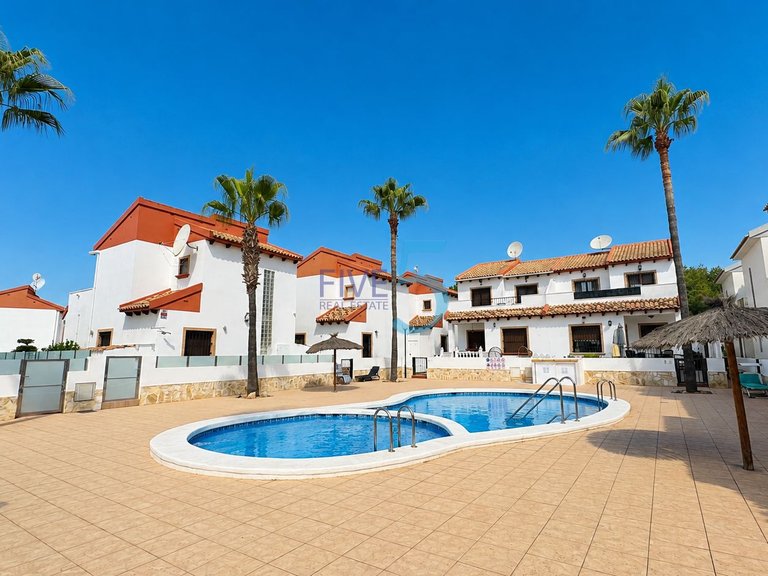 Villa for Sale in Alicante, Valencia 29