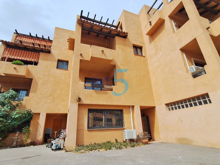 Villa for Sale in Alicante, Valencia 31
