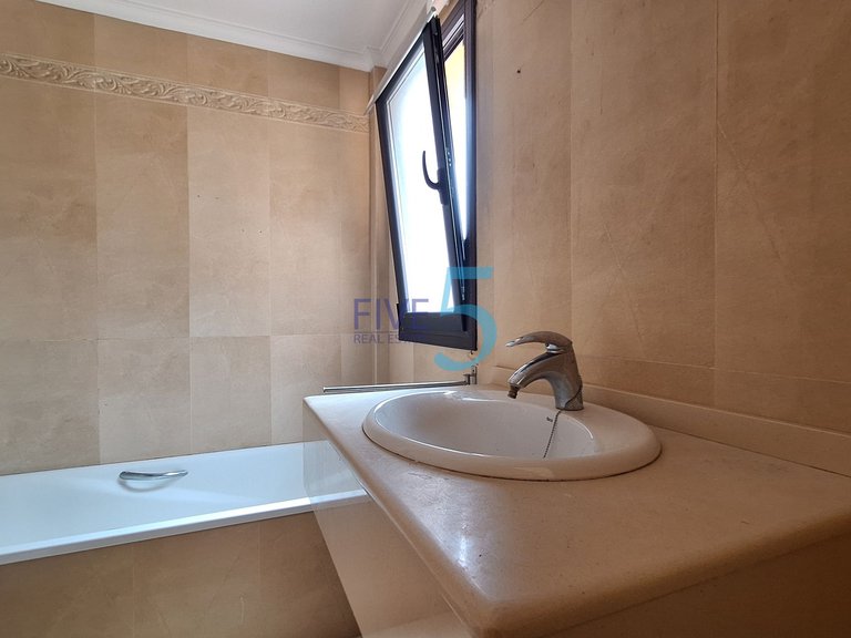 Villa for Sale in Alicante, Valencia 19