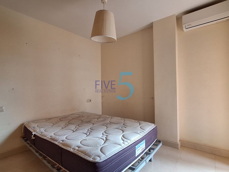 Villa for Sale in Alicante, Valencia 25