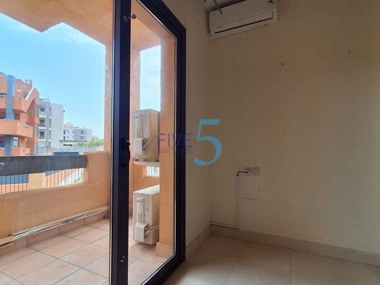 Villa for Sale in Alicante, Valencia 24