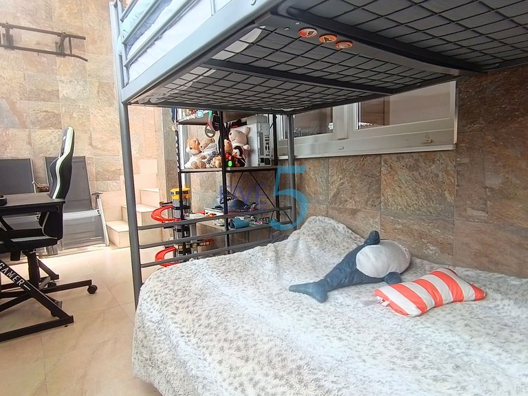 Villa for Sale in Alicante, Valencia 32
