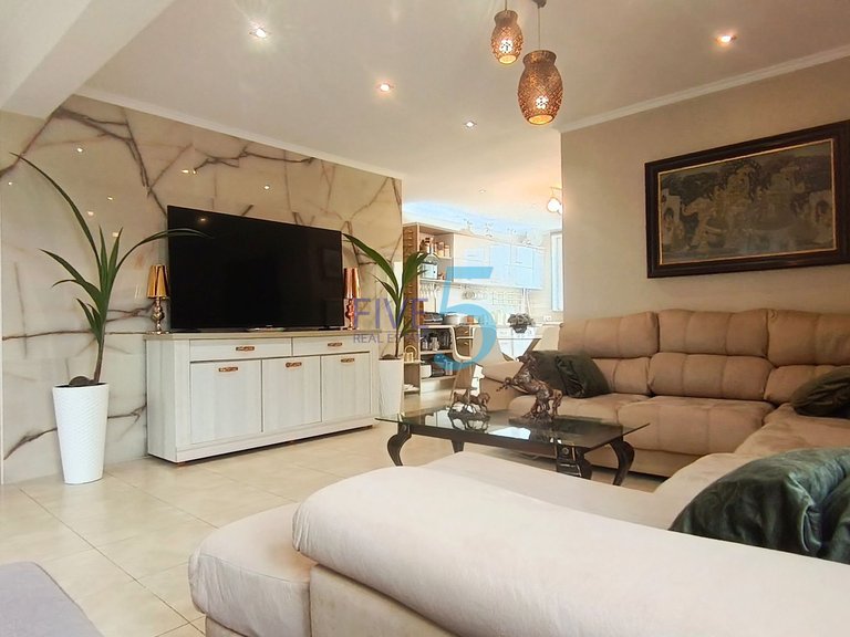 Villa for Sale in Alicante, Valencia 13