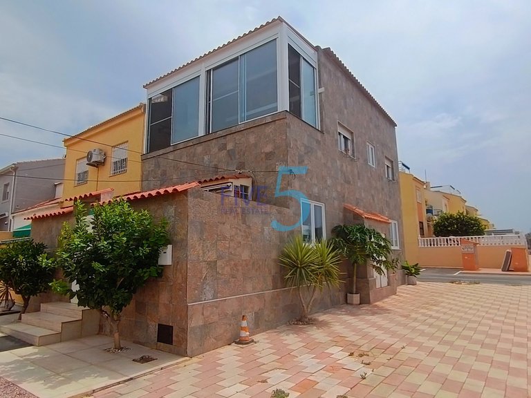 Villa for Sale in Alicante, Valencia 7