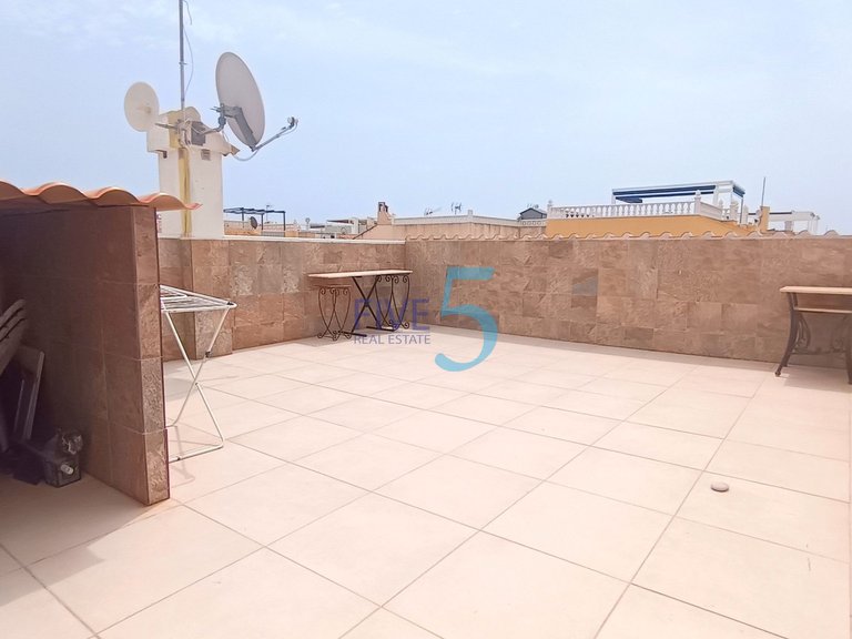 Villa for Sale in Alicante, Valencia 35