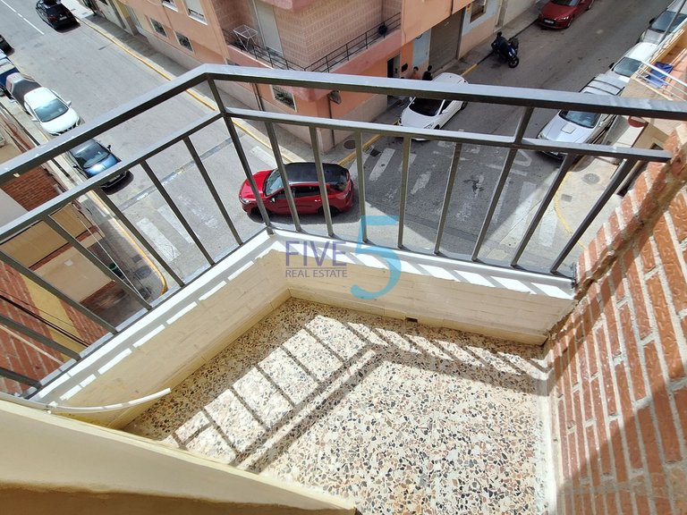 Apartment for Sale in Alicante, Valencia 28