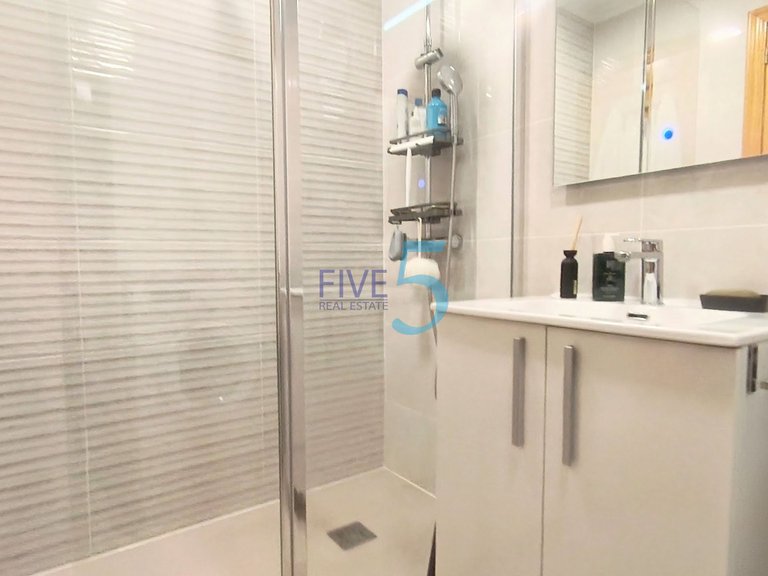 Apartment for Sale in Alicante, Valencia 15