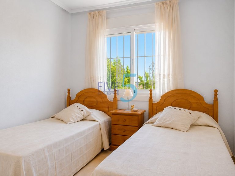 Apartment for Sale in Alicante, Valencia 13