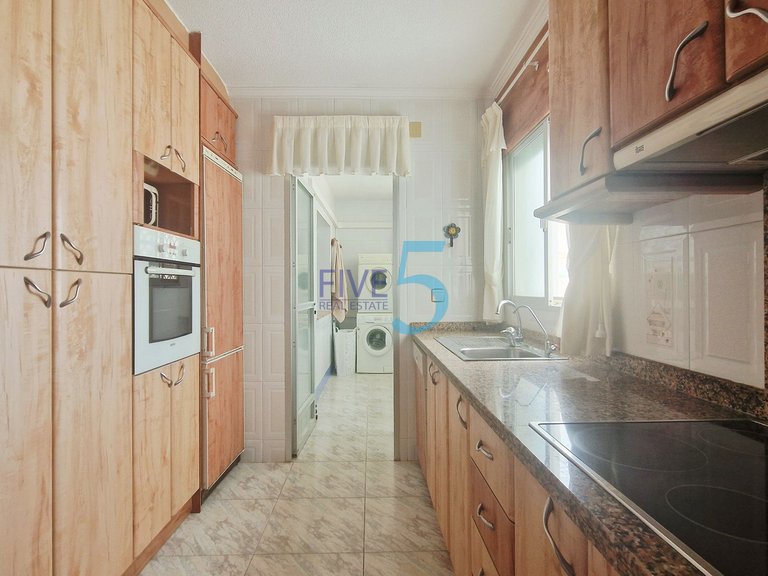 Apartment for Sale in Alicante, Valencia 10