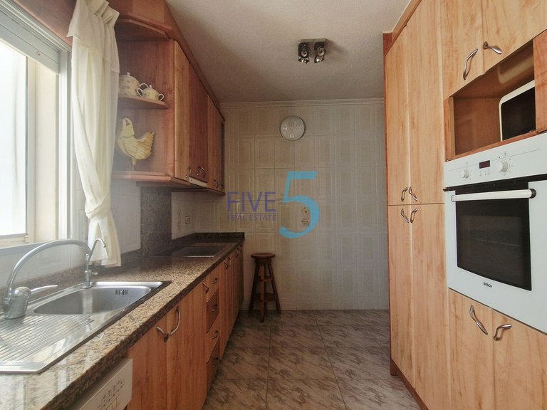 Apartment for Sale in Alicante, Valencia 9