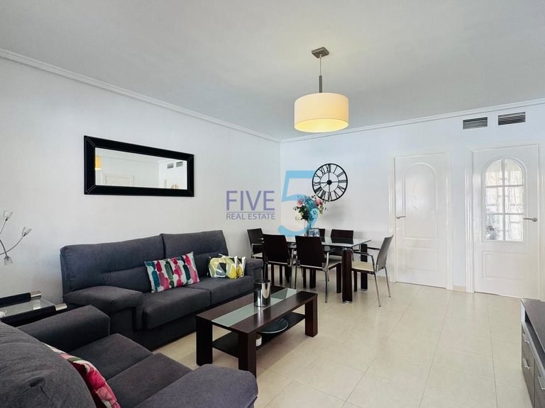 Villa for Sale in Alicante, Valencia 3